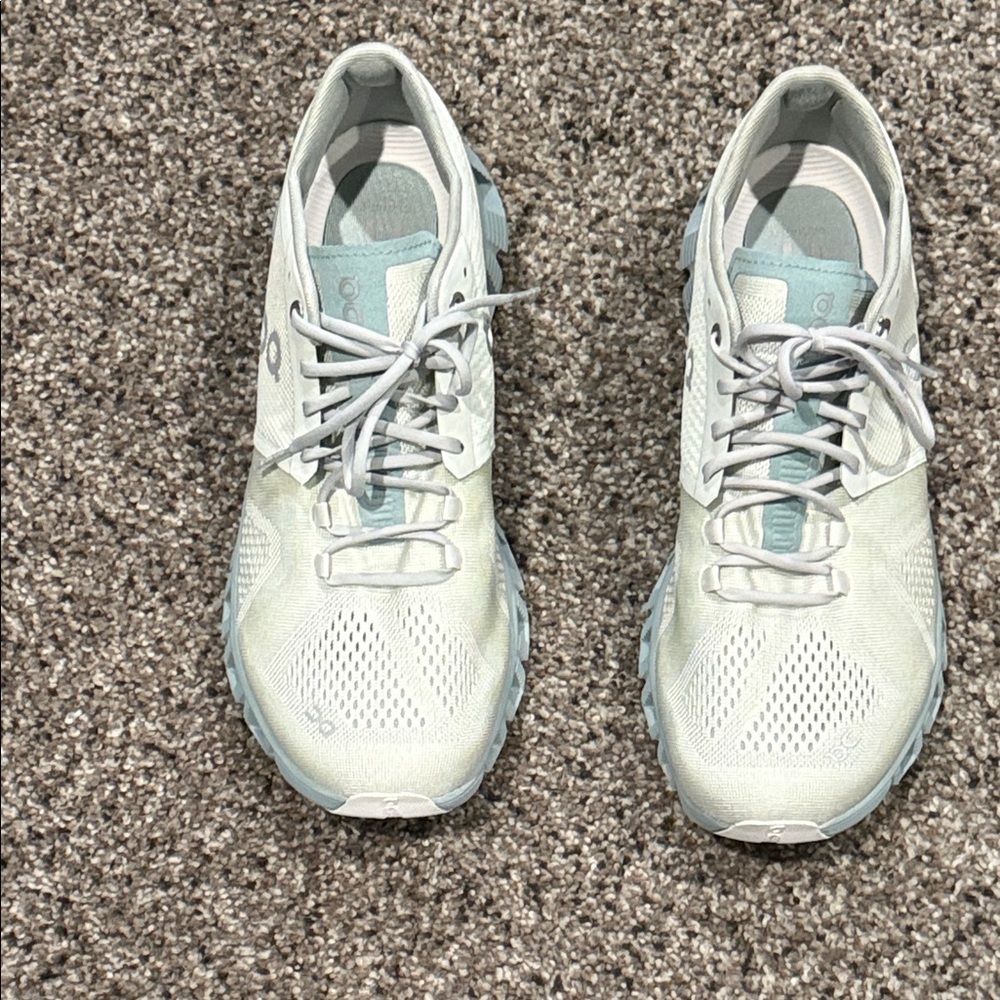Women's Athletic Shoes in White and Gray
